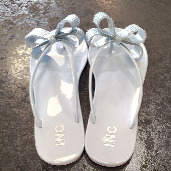 INC International Concepts Women's White Sandals with Silver Bow - Picture 4 of 6